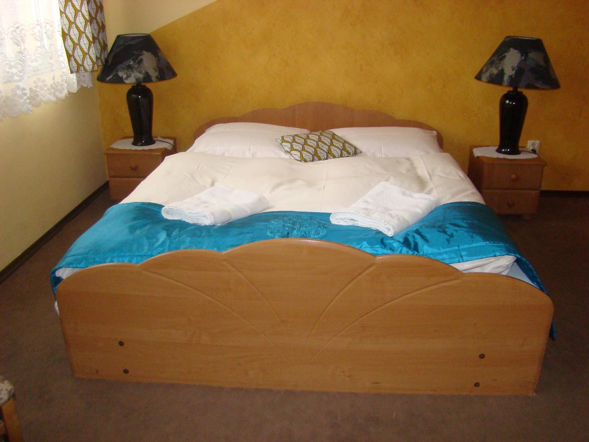 Hotel Pod Debem Chocianow Luaran gambar