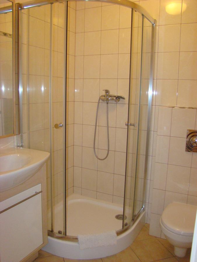 Hotel Pod Debem Chocianow Luaran gambar